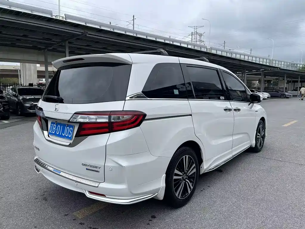 Honda Odyssey 2021 — фото 9