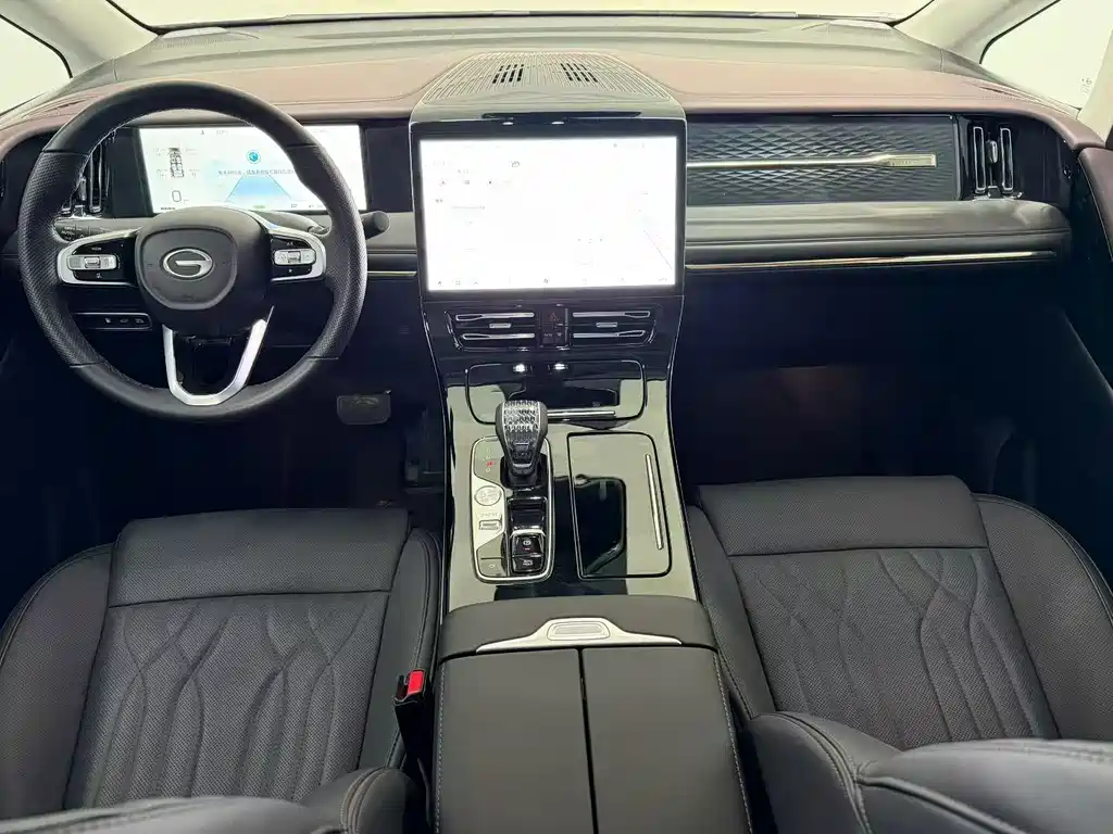 GAC Trumpchi M8 2025 — фото 4