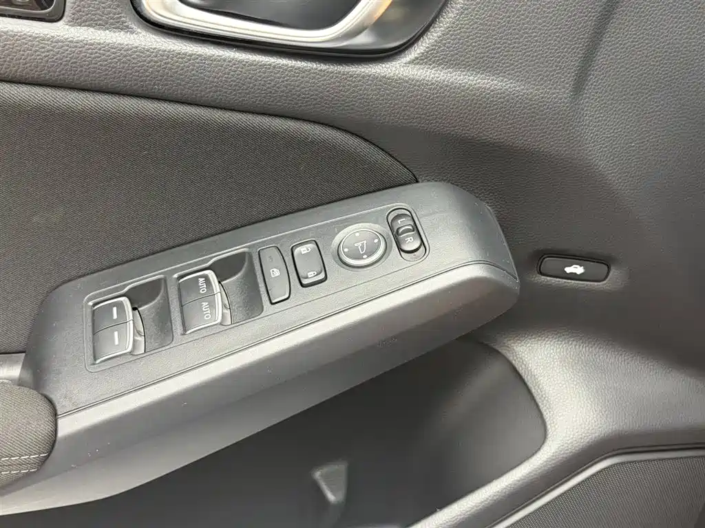 Honda Civic 2021 — фото 22