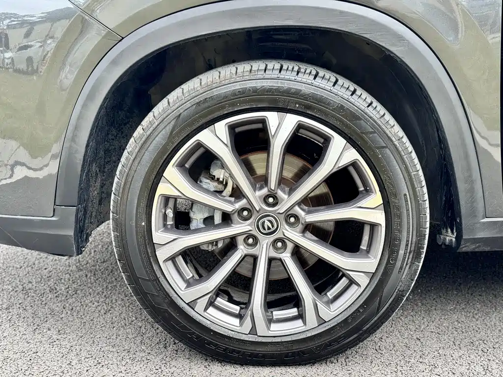 Changan CS75 PLUS 2019 — фото 25