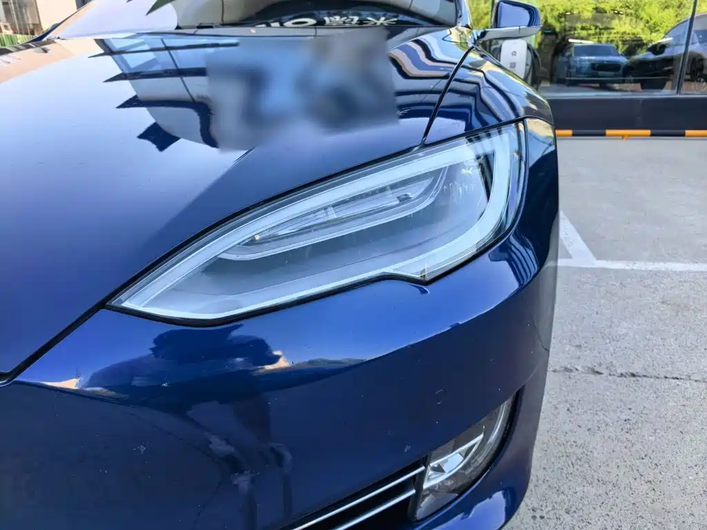Tesla Model S 2019 — фото 4