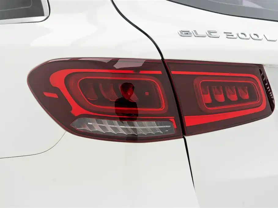 Mercedes-Benz GLC 2020 — фото 15
