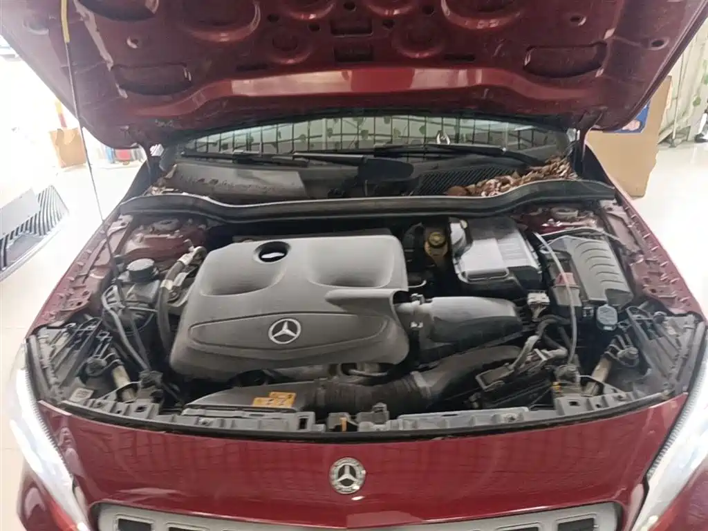 Mercedes-Benz GLA 2018 — фото 20
