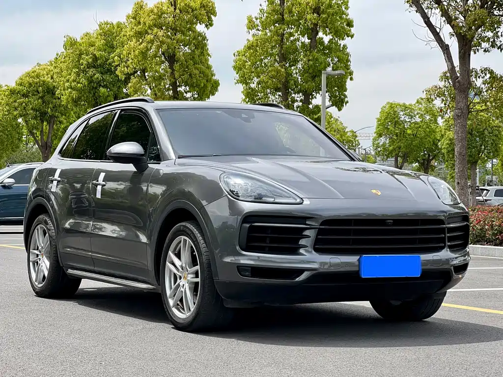 Porsche Cayenne 2019 — фото 3