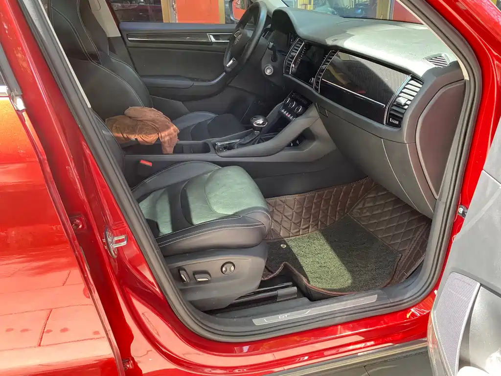Skoda Kodiaq GT 2019 — фото 16