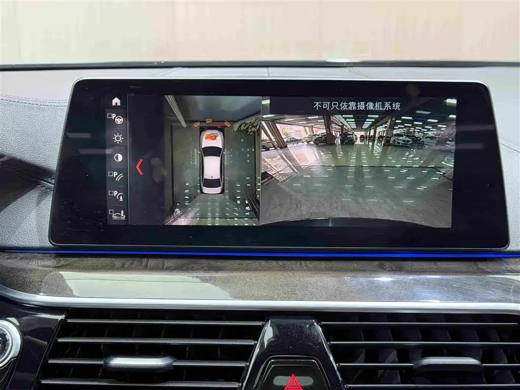 BMW 5 Series 2020 — фото 13