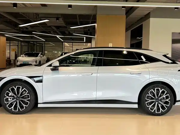 Zeekr 007GT 2025