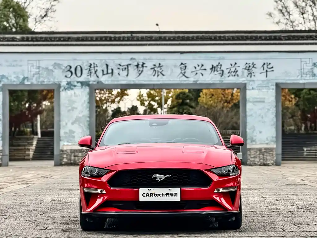 Ford Mustang 2021 — фото 2