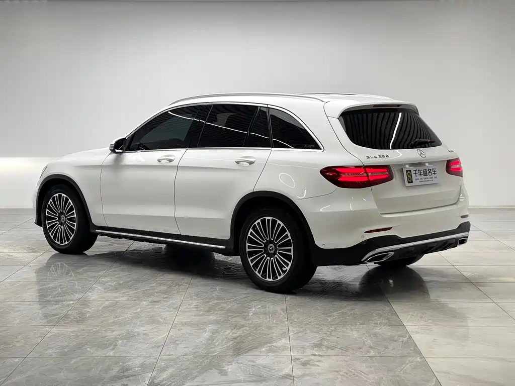 Mercedes-Benz GLC 2017 — фото 4