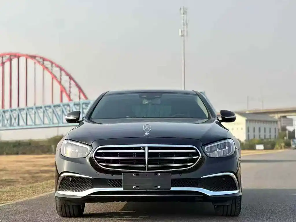 Mercedes-Benz E-Class 2019 — фото 2