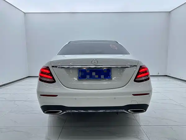Mercedes-Benz E-Class 2018