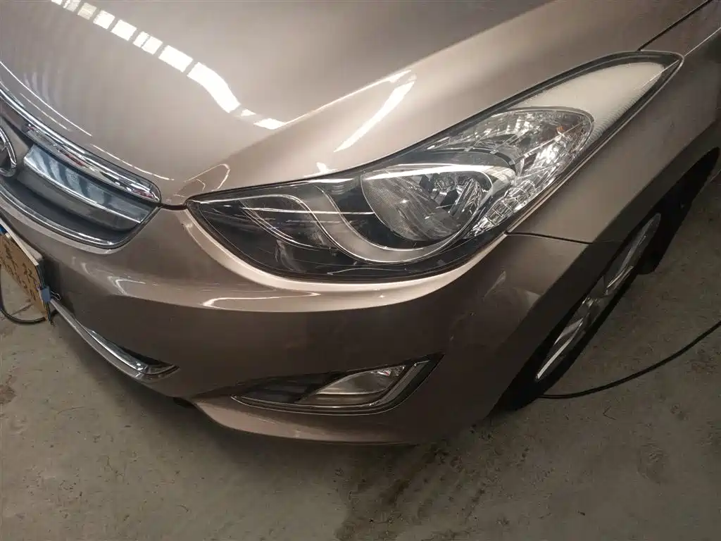 Hyundai Elantra Langdong 2015 — фото 24