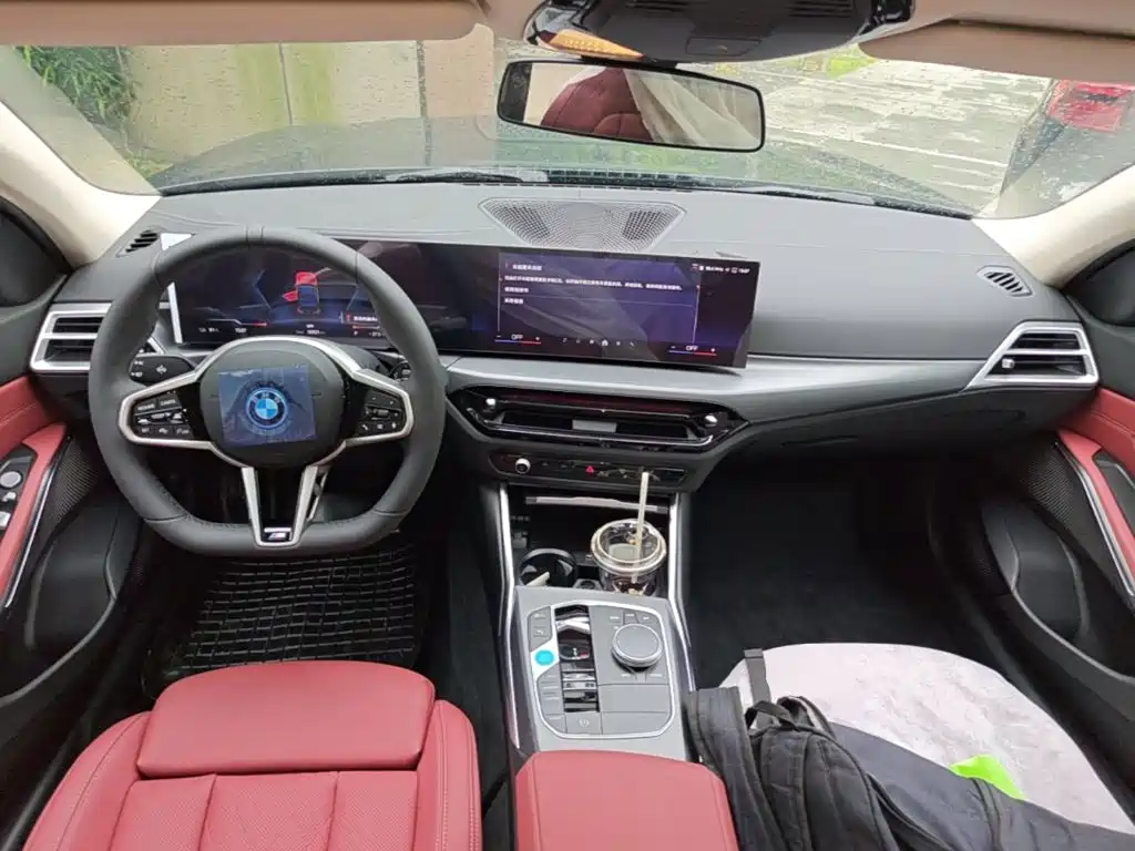 BMW i3 2026 — фото 10