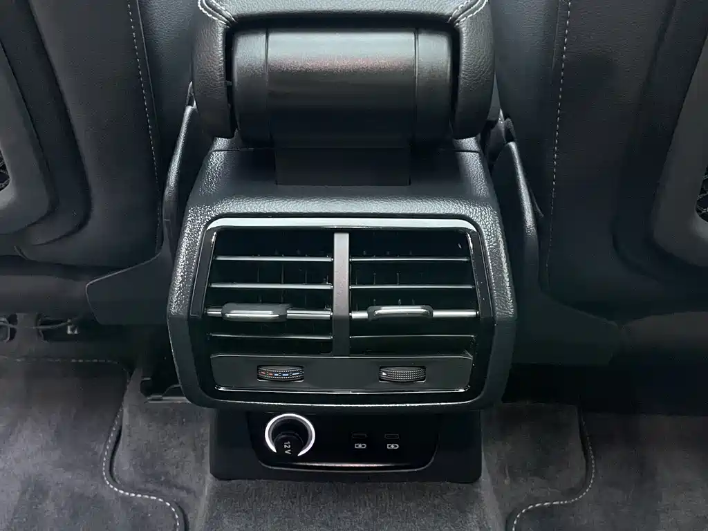 Audi Q3 2022 — фото 17