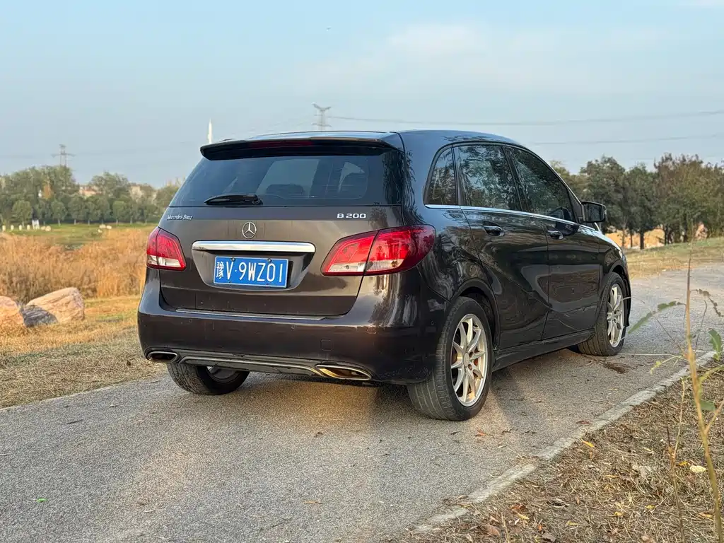 Mercedes-Benz B-Class 2015 — фото 5
