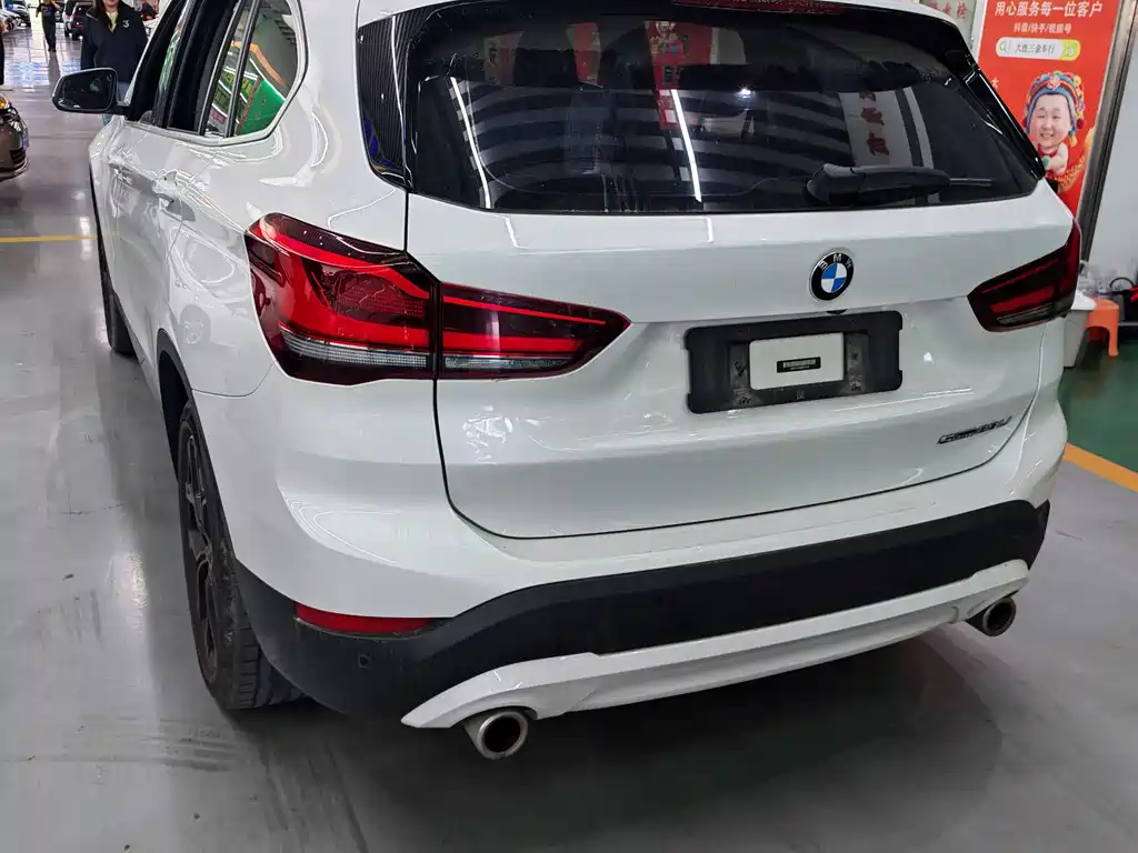 BMW X1 2021 — фото 8