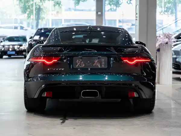 Jaguar F-TYPE 2019