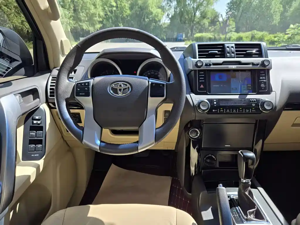 Toyota Prado 2018 — фото 9