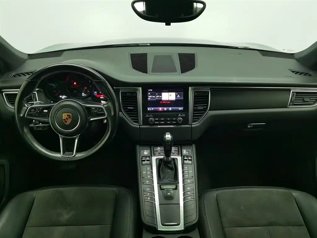 Porsche Macan 2017 — фото 5