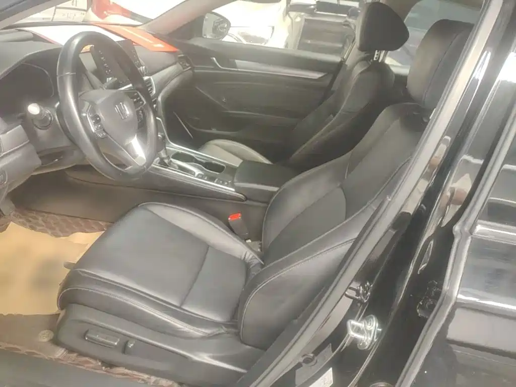 Honda Accord 2021 — фото 15