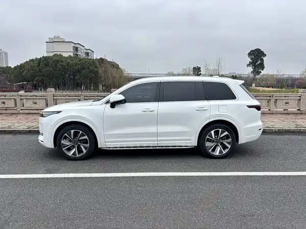 Li Auto ONE 2022