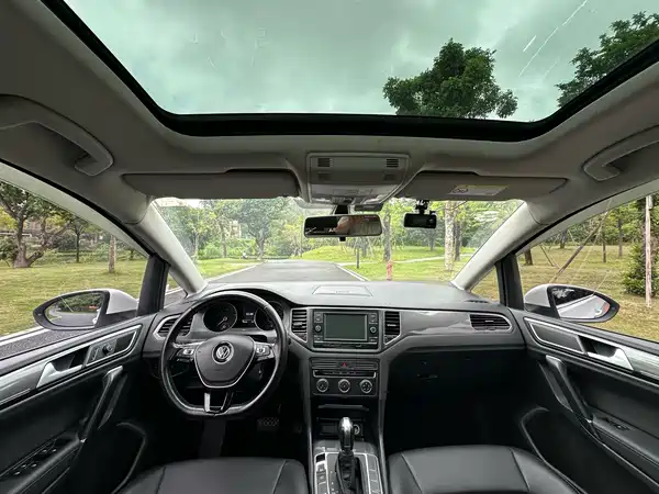 Volkswagen Golf Jialu 2017