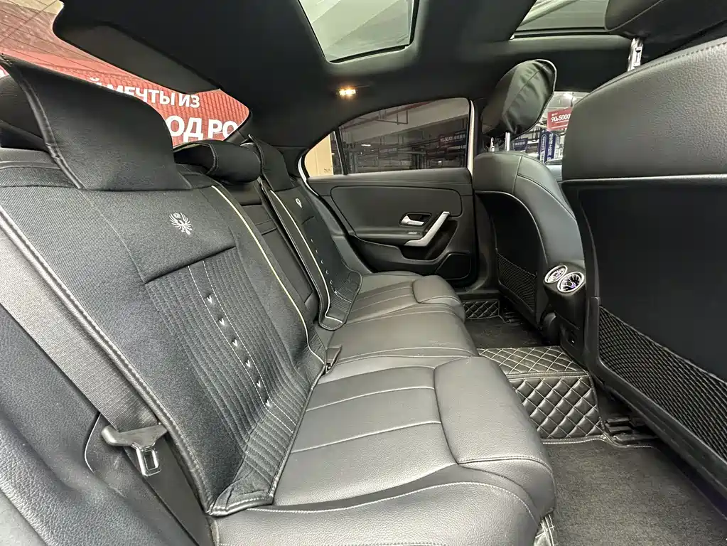 Mercedes-Benz A-Class 2022 — фото 15
