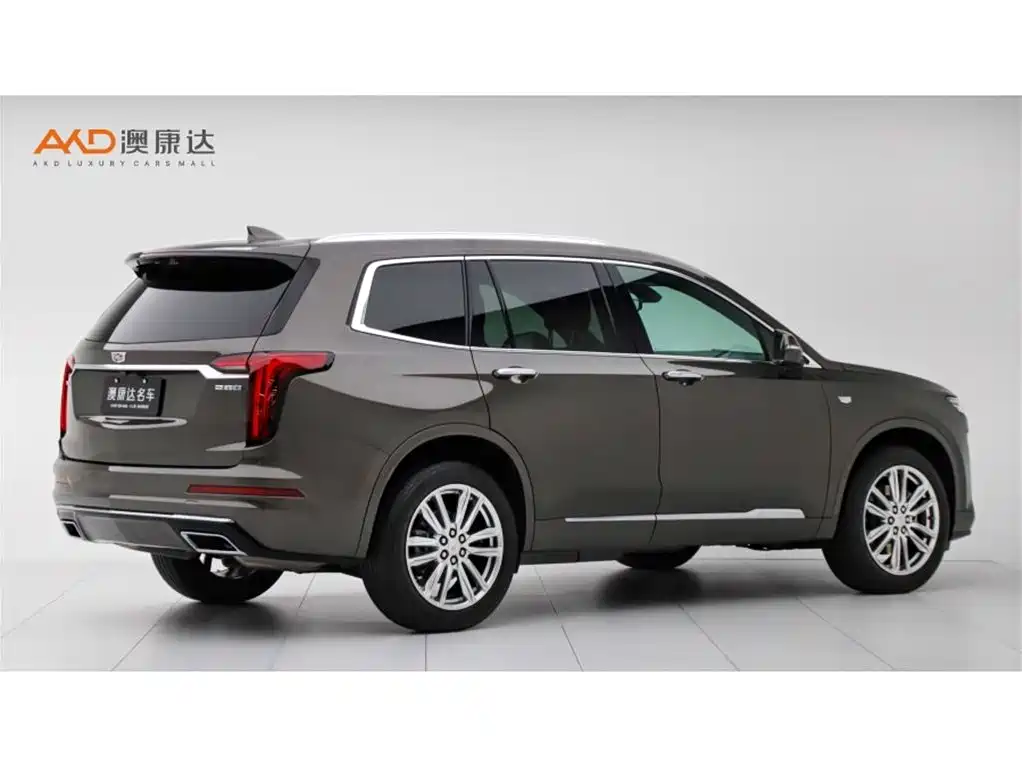 Cadillac XT6 2022 — фото 3