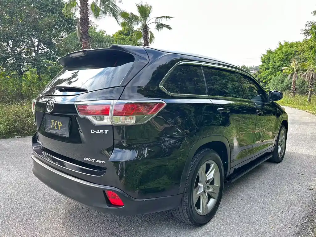 Toyota Highlander 2016 — фото 6