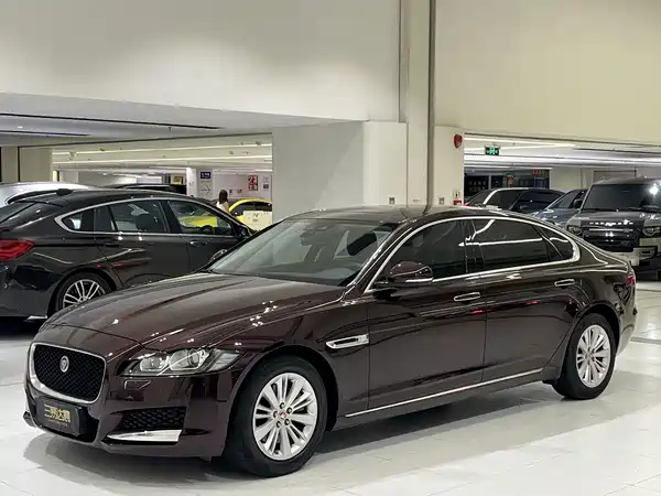 Jaguar XFL 2017