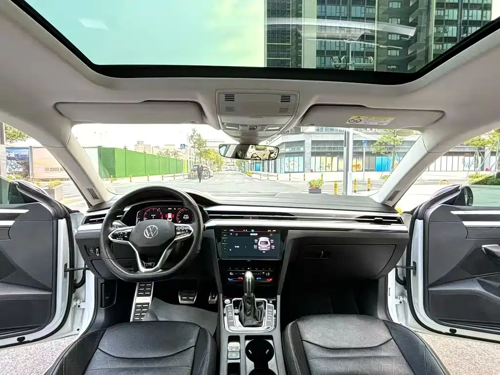 Volkswagen CC 2023 — фото 6