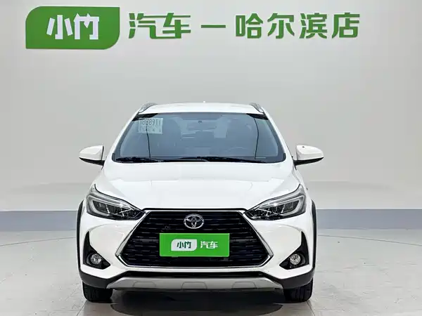 Toyota Yaris L 2022