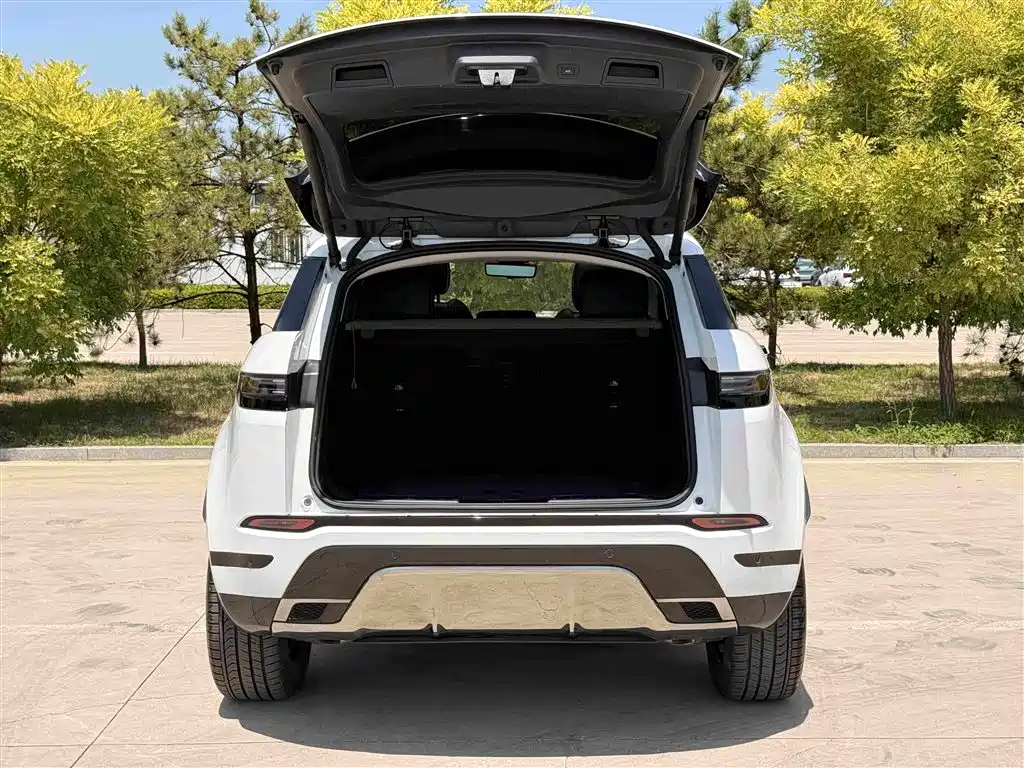 Land Rover Evoque 2024 — фото 27