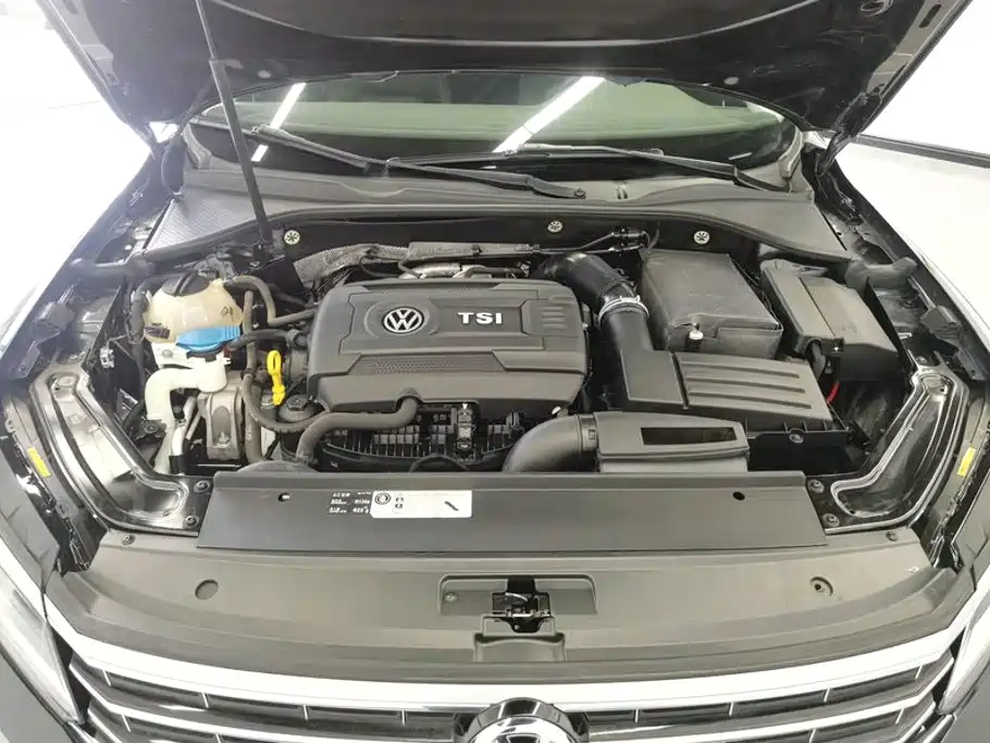 Volkswagen Passat 2018 — фото 10