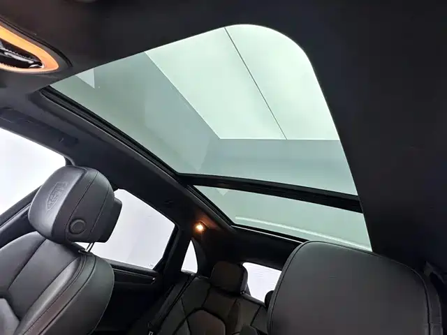 Porsche Macan 2019 — фото 15