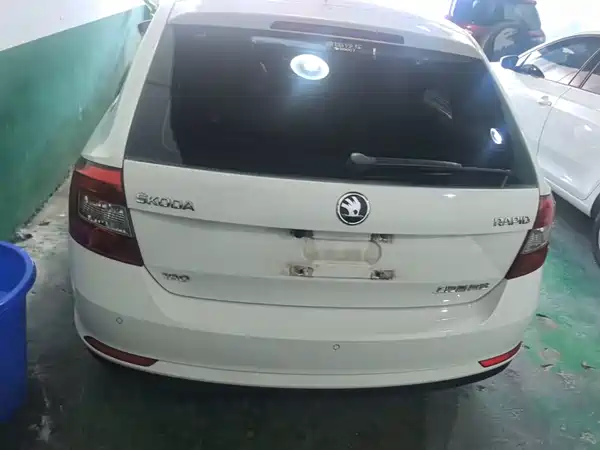 Skoda Rapid Spaceback 2016