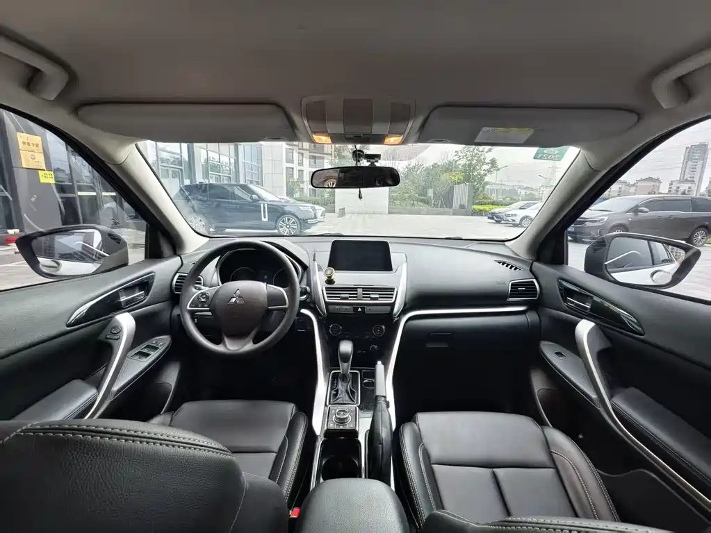 Mitsubishi Eclipse Cross 2019 — фото 9