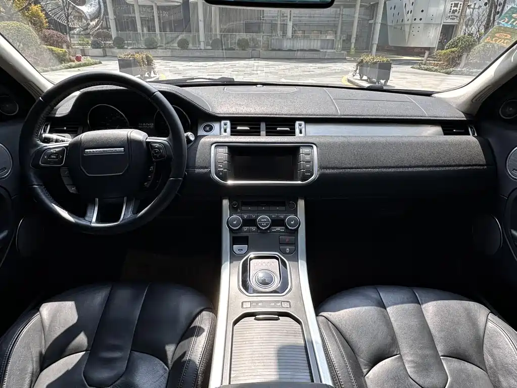 Land Rover Evoque 2014 — фото 9