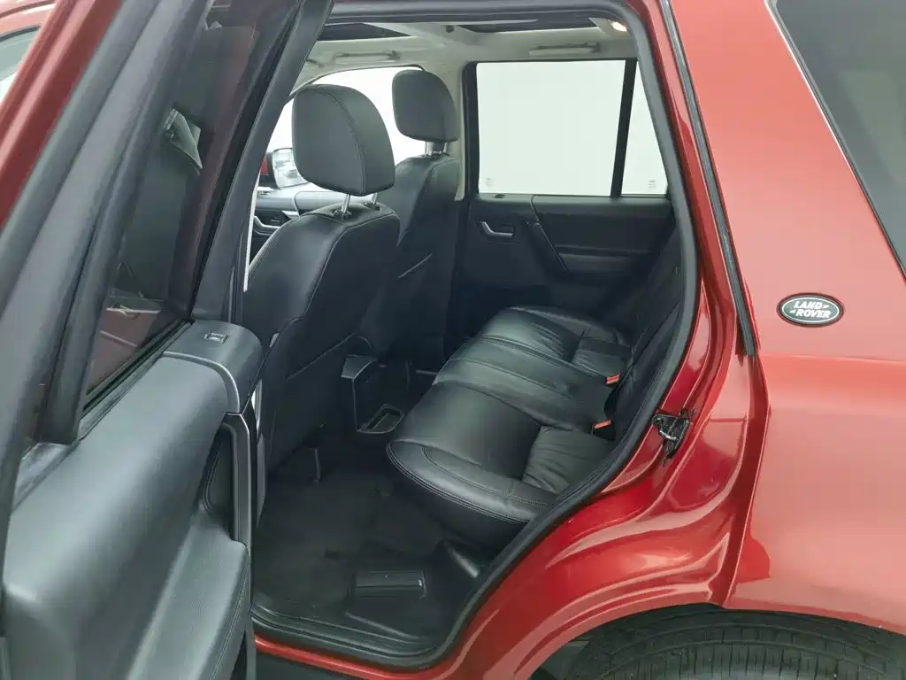 Land Rover Freelander 2 2014 — фото 15