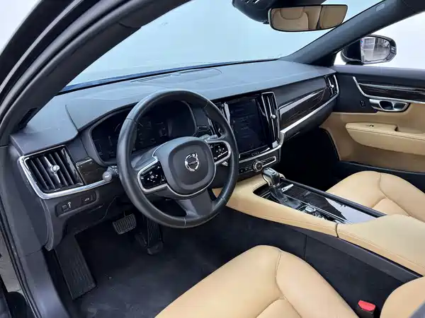 Volvo S90 2018