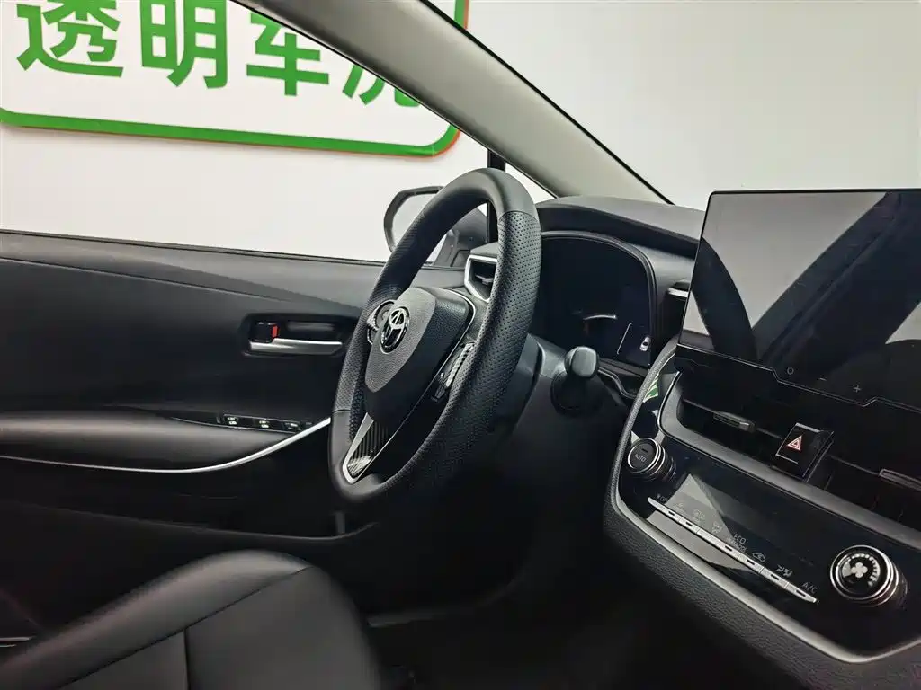 Toyota Corolla 2023 — фото 22