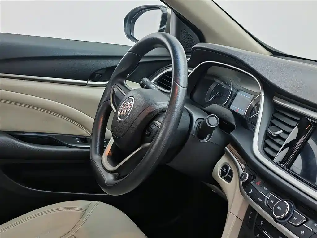Buick Excelle 2017 — фото 22