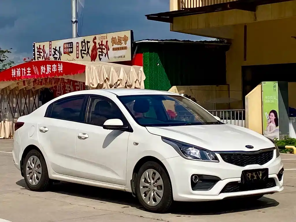Kia K2 2018 — фото 11