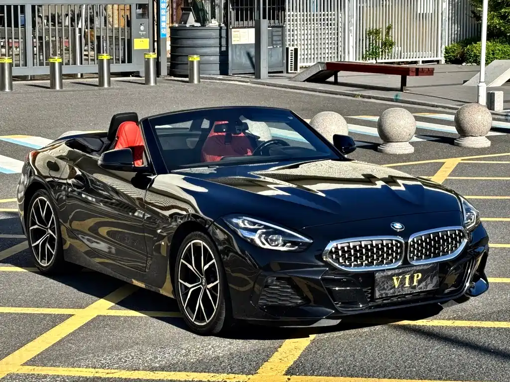 BMW Z4 2023 — фото 3