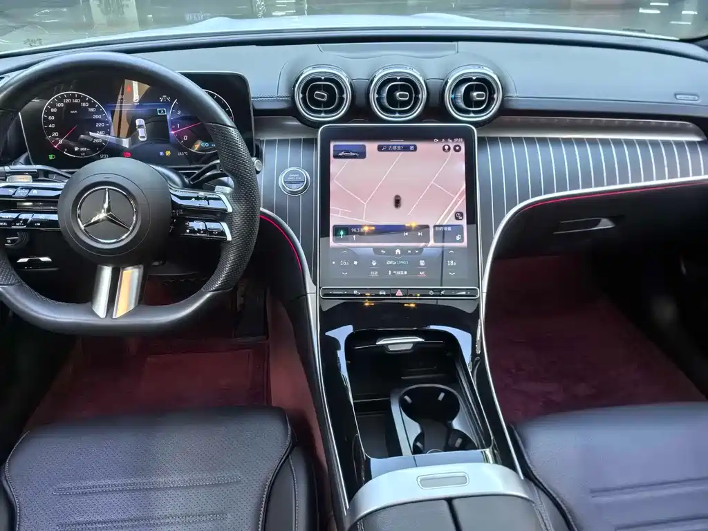 Mercedes-Benz C-Class 2023 — фото 2