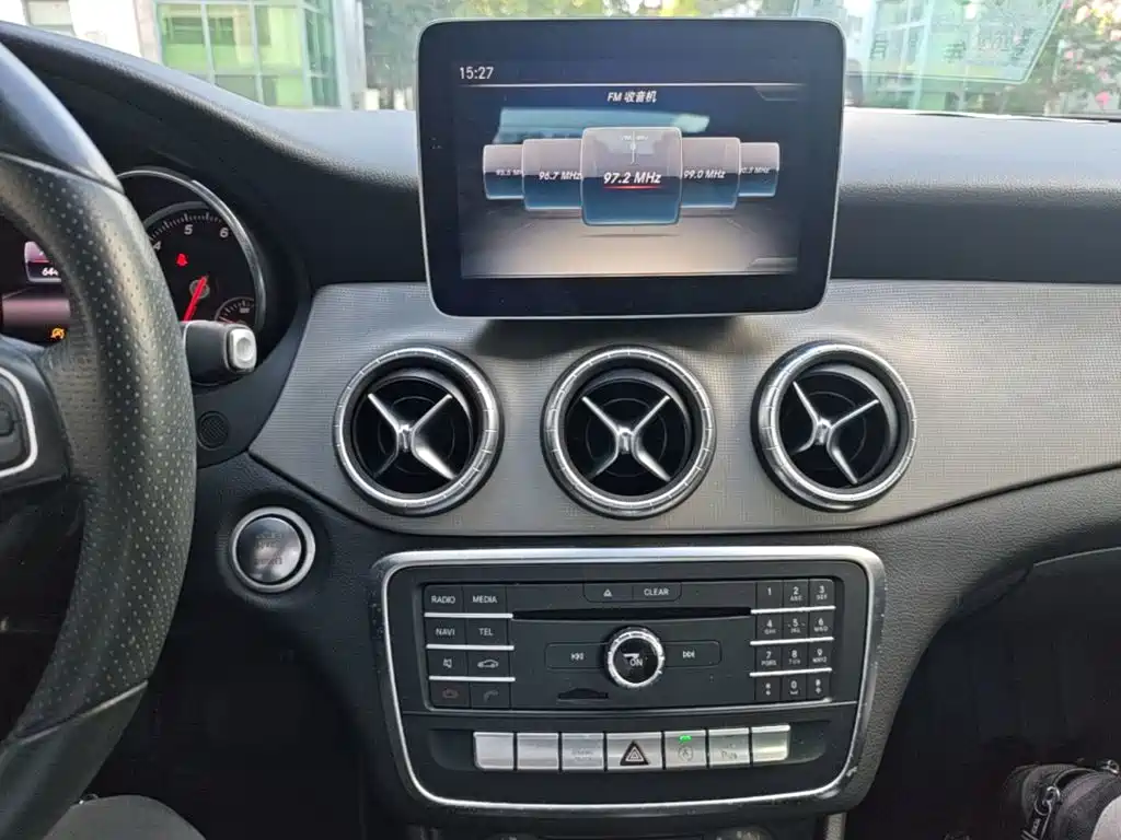 Mercedes-Benz CLA 2018 — фото 13
