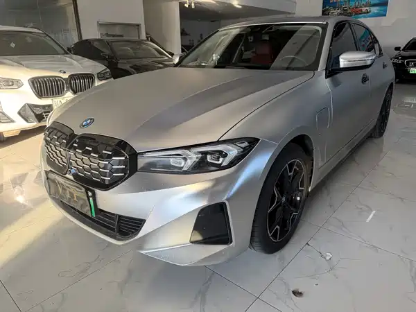 BMW i3 2023