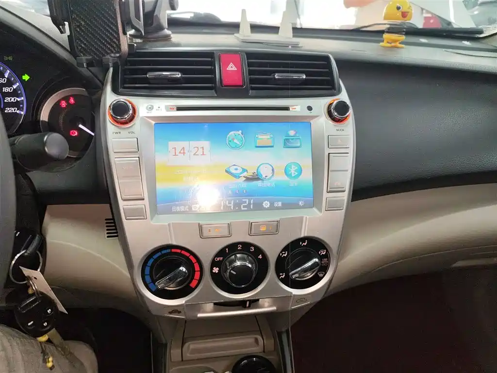 Honda City Classic 2015 — фото 9