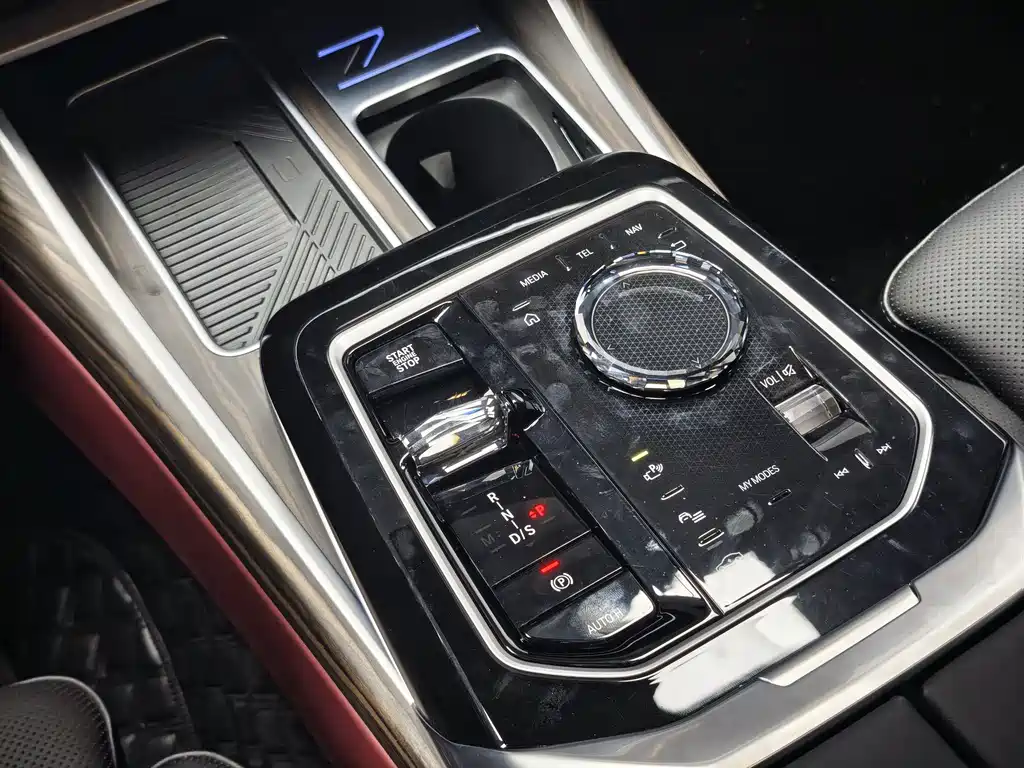 BMW 7 Series 2026 — фото 13