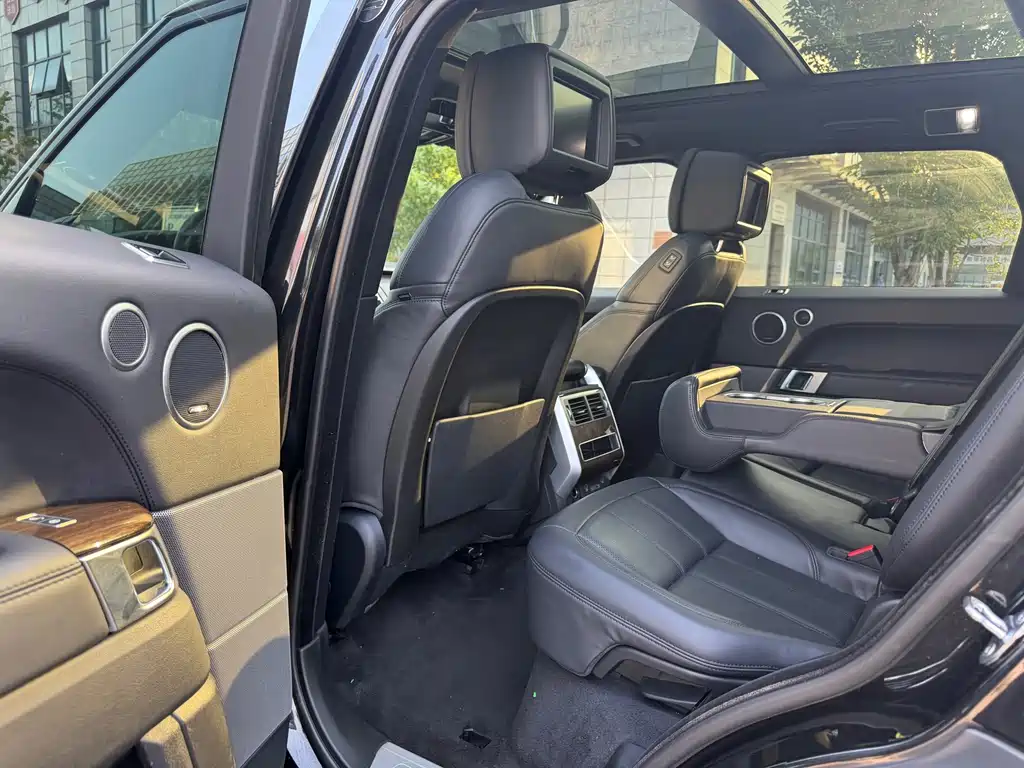 Land Rover Range Rover Sport New Energy 2019 — фото 10
